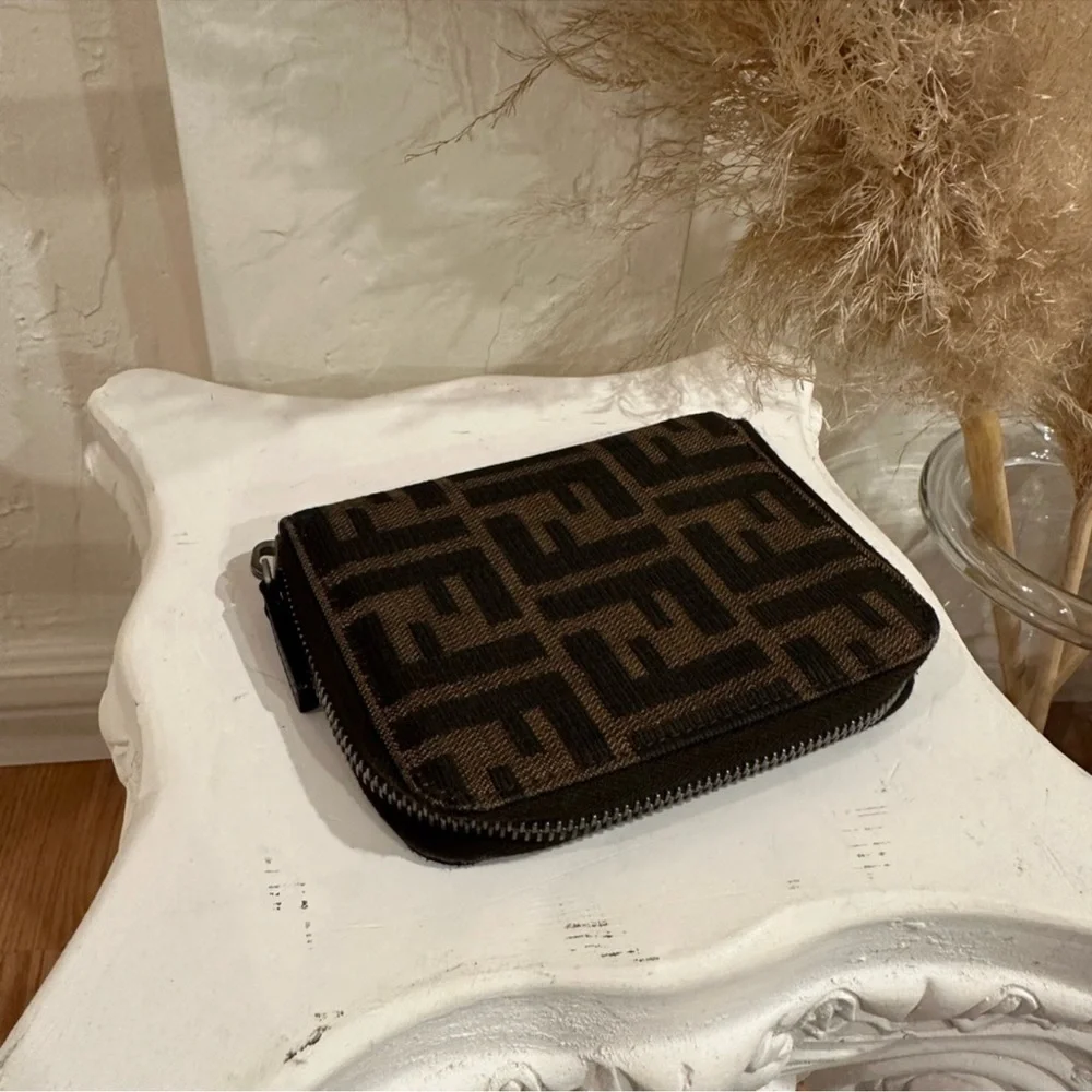 Fendi ff zucca